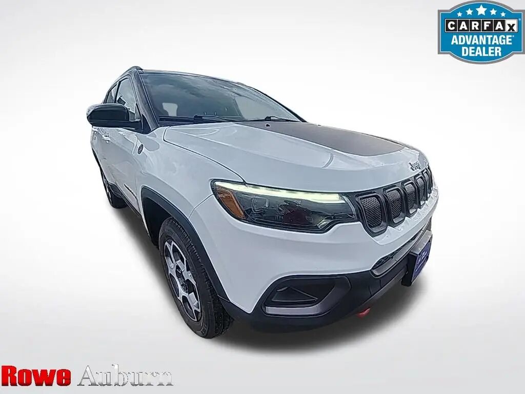 2022 Jeep Compass Trailhawk — photo 1 of 39