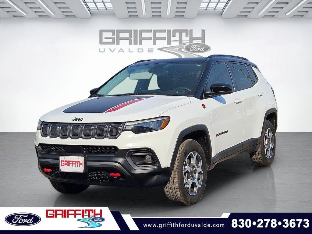 2022 Jeep Compass Trailhawk — photo 1 of 1