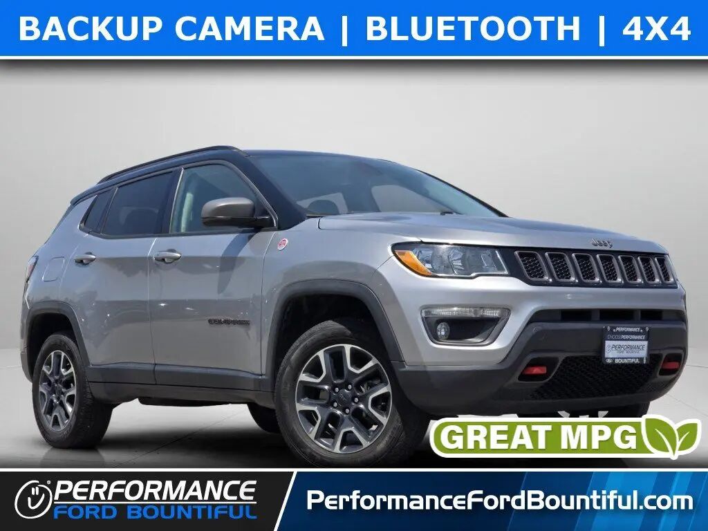 2019 Jeep Compass Trailhawk — photo 1 of 12