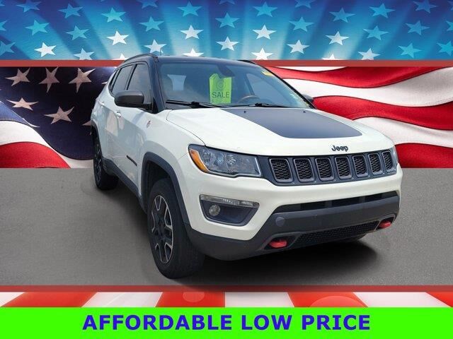 2020 Jeep Compass Trailhawk — photo 1 of 1
