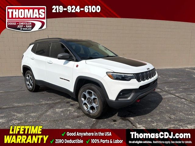 2022 Jeep Compass Trailhawk — photo 1 of 12
