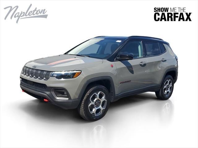 2022 Jeep Compass Trailhawk — photo 1 of 2