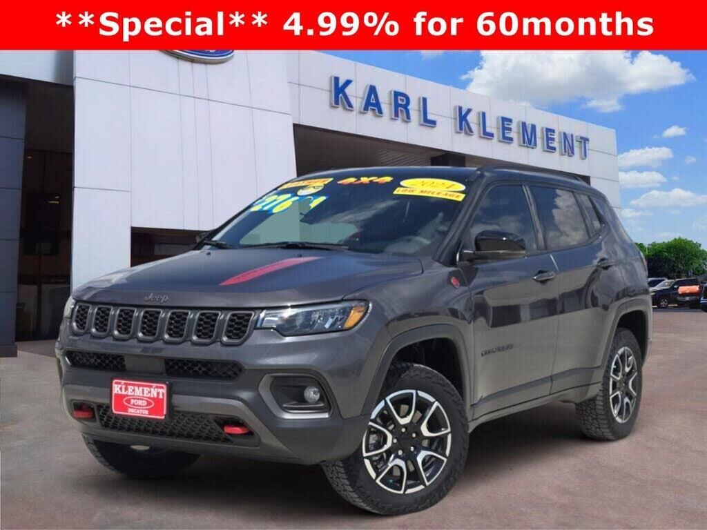 2024 Jeep Compass Trailhawk — photo 1 of 2