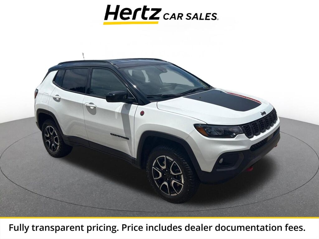 2025 Jeep Compass Trailhawk — photo 1 of 1