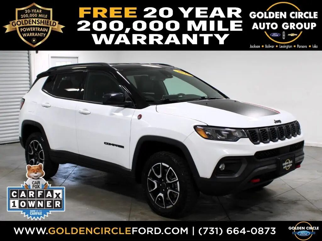 2025 Jeep Compass Trailhawk — photo 1 of 11