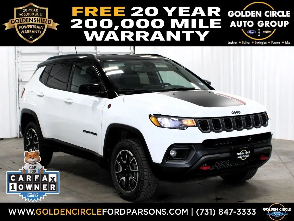 2025 Jeep Compass Trailhawk — photo 1 of 10