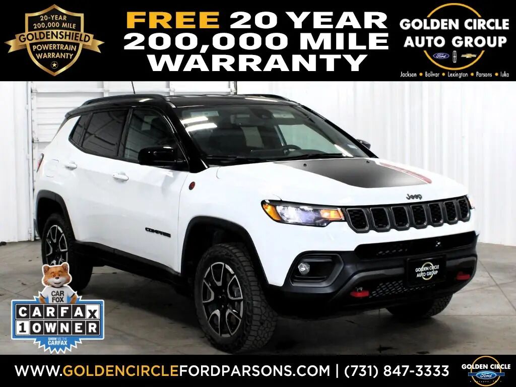 2025 Jeep Compass Trailhawk — photo 1 of 13