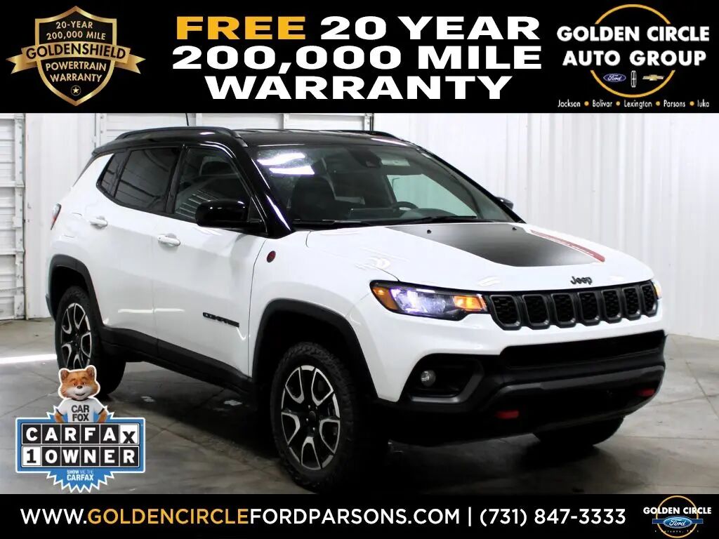 2025 Jeep Compass Trailhawk — photo 1 of 10
