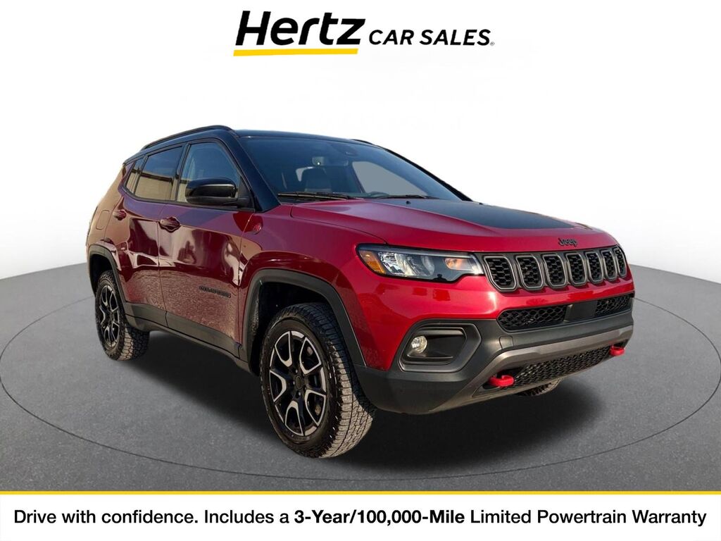 2025 Jeep Compass Trailhawk — photo 1 of 1