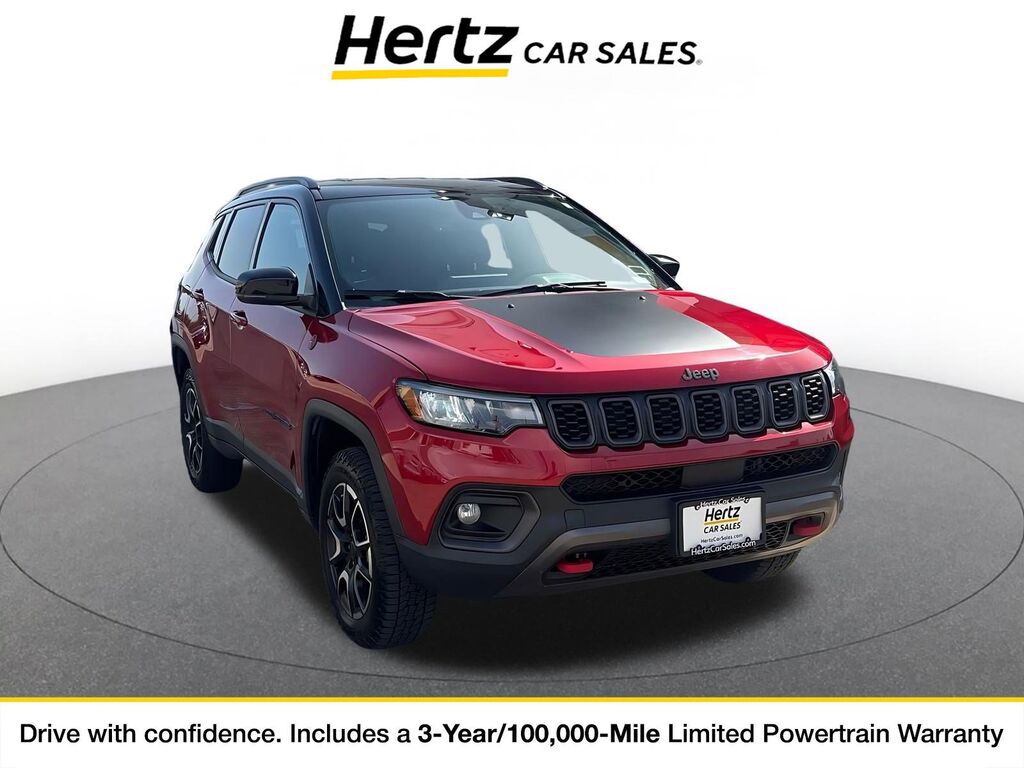 2025 Jeep Compass Trailhawk — photo 1 of 1