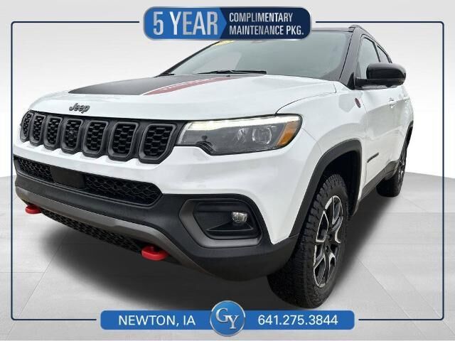 2025 Jeep Compass Trailhawk