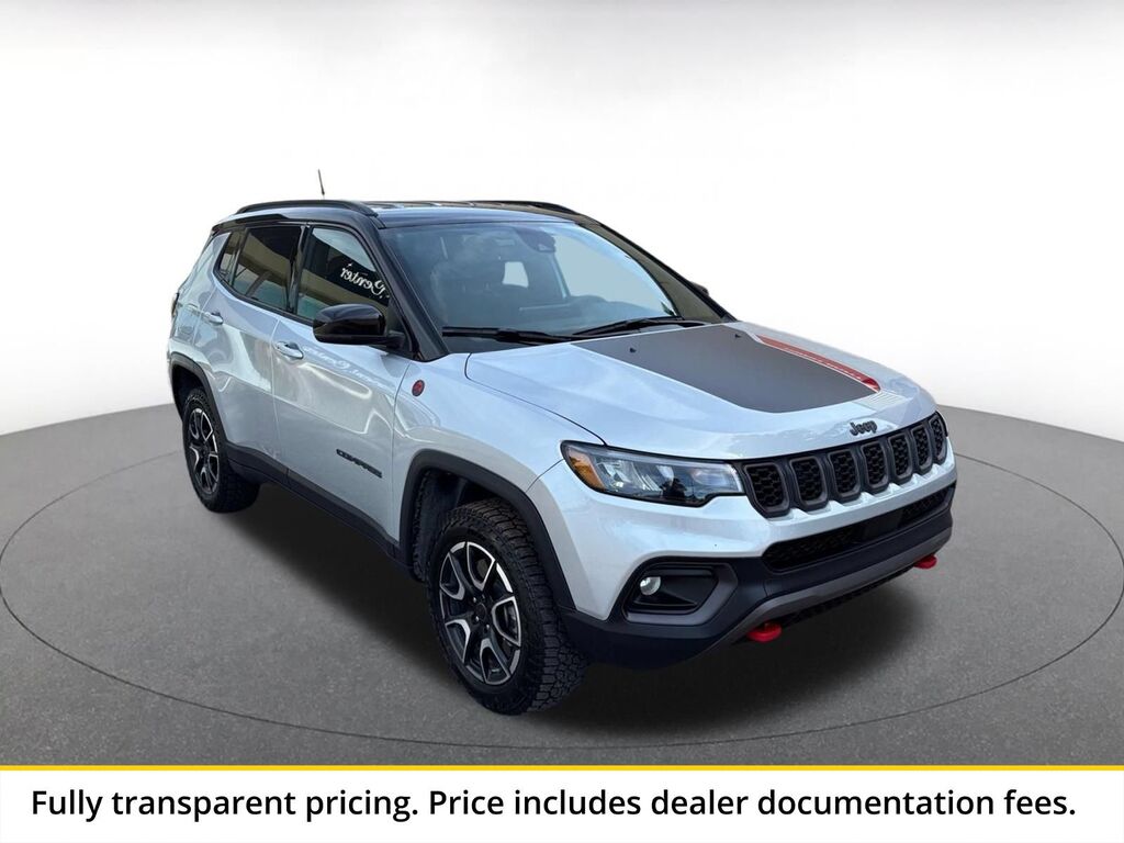2026 Jeep Compass Trailhawk — photo 1 of 13