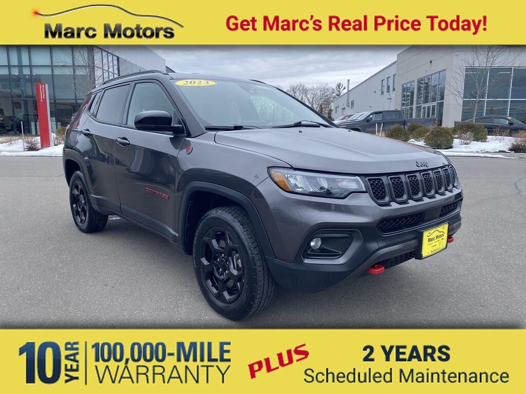 2023 Jeep Compass Trailhawk — photo 1 of 13
