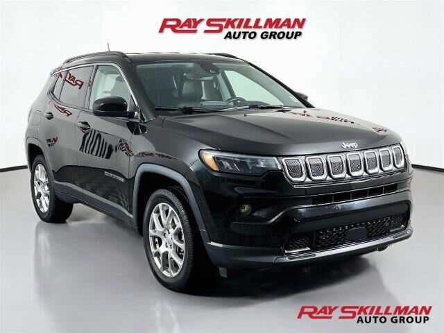 2022 Jeep Compass Latitude Lux