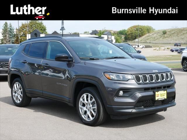 2023 Jeep Compass Latitude Lux