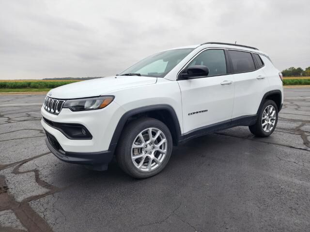 2023 Jeep Compass Latitude Lux
