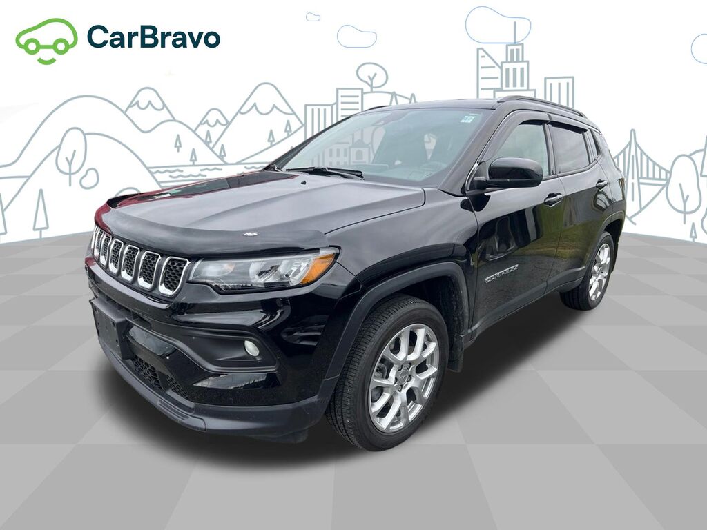 2023 Jeep Compass Latitude Lux FWD — photo 1 of 5