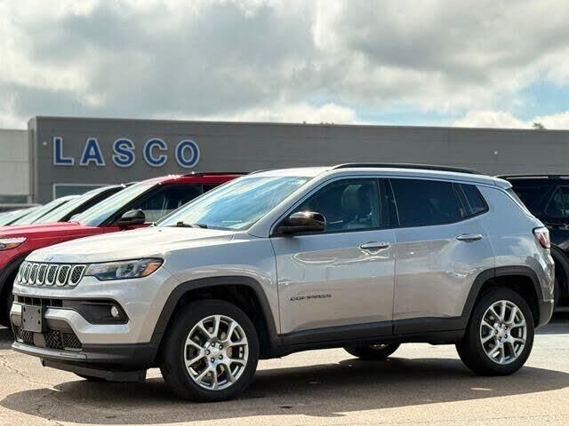 2023 Jeep Compass Latitude Lux