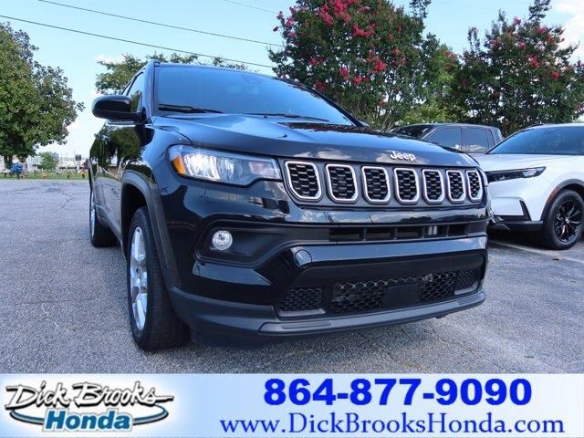 2024 Jeep Compass Latitude Lux