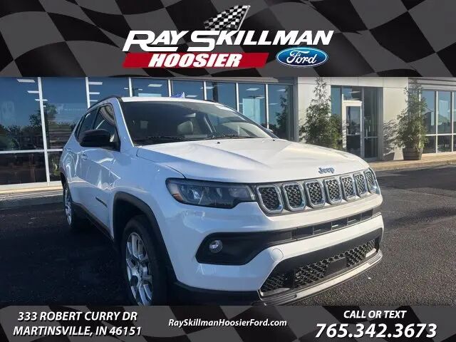 2023 Jeep Compass Latitude Lux