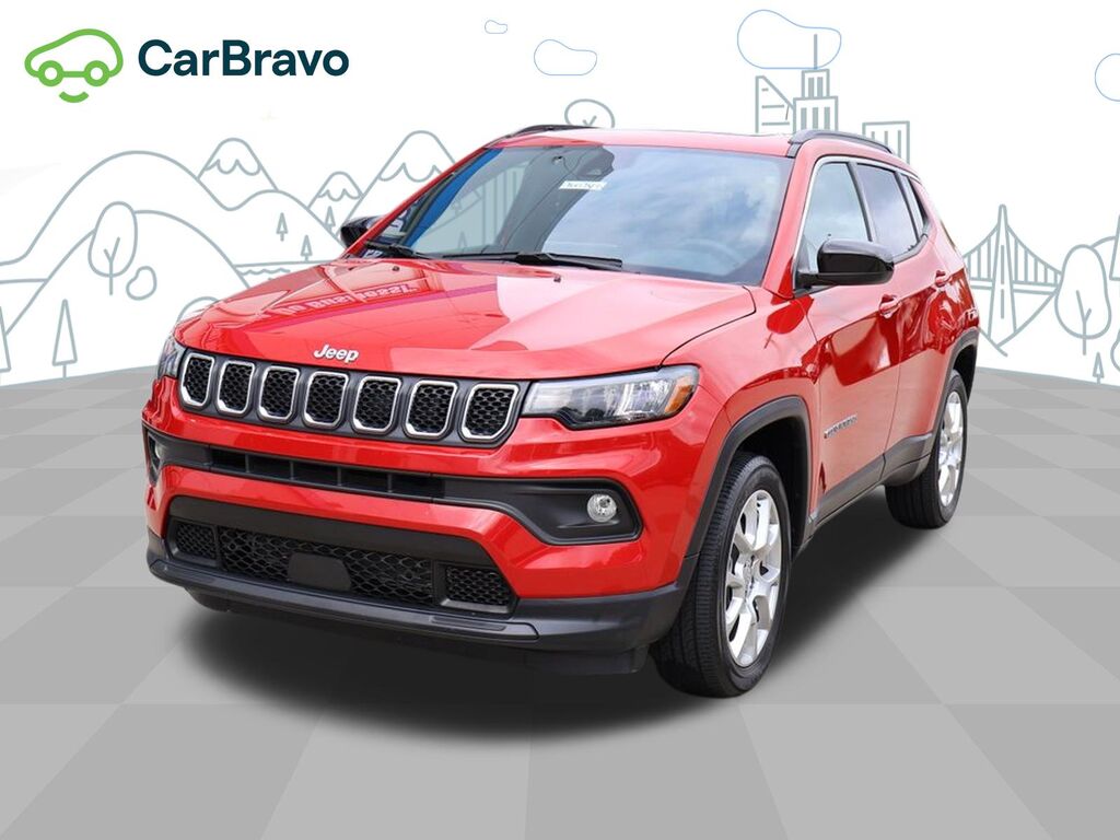 2024 Jeep Compass Latitude Lux FWD — photo 1 of 7