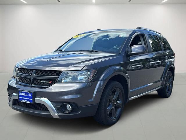 2018 Dodge Journey Crossroad — photo 1 of 13
