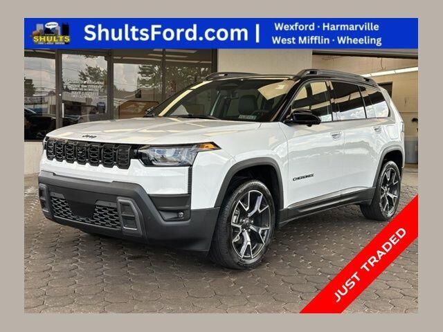 2026 Jeep Cherokee Overland — photo 1 of 12