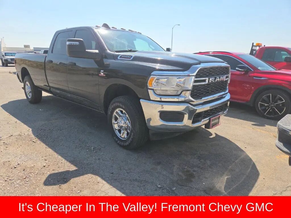 2023 Ram 3500 Tradesman — photo 1 of 6