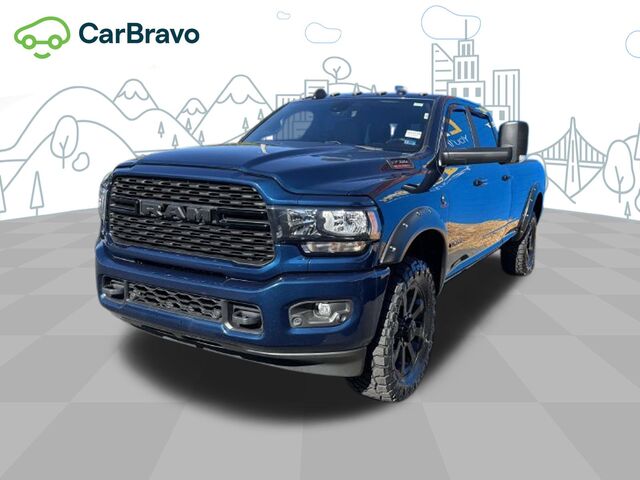 2022 Ram 3500 Big Horn Crew Cab 4x4 8' Box