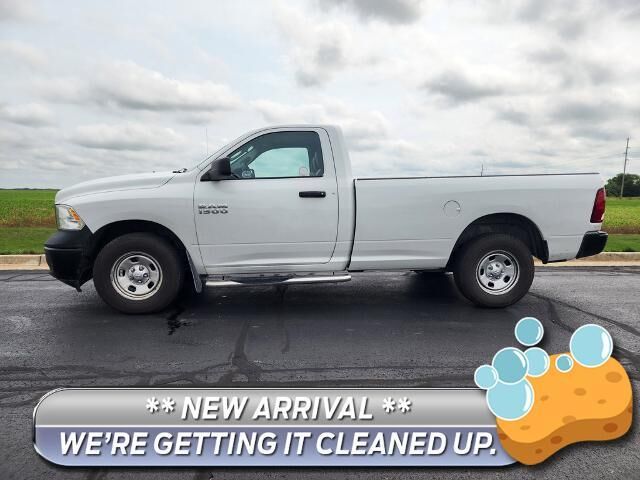 2018 Ram 1500 Tradesman — photo 1 of 12