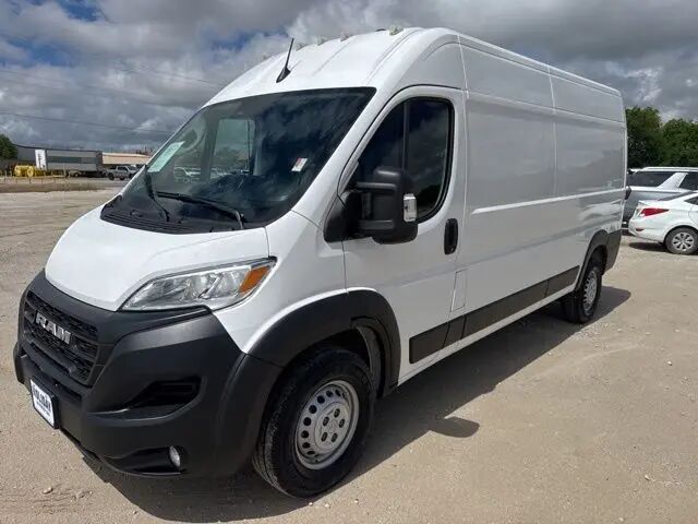 2025 Ram ProMaster SLT 2500 — photo 1 of 13