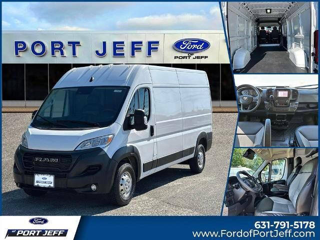 2025 Ram ProMaster SLT 2500 — photo 1 of 12