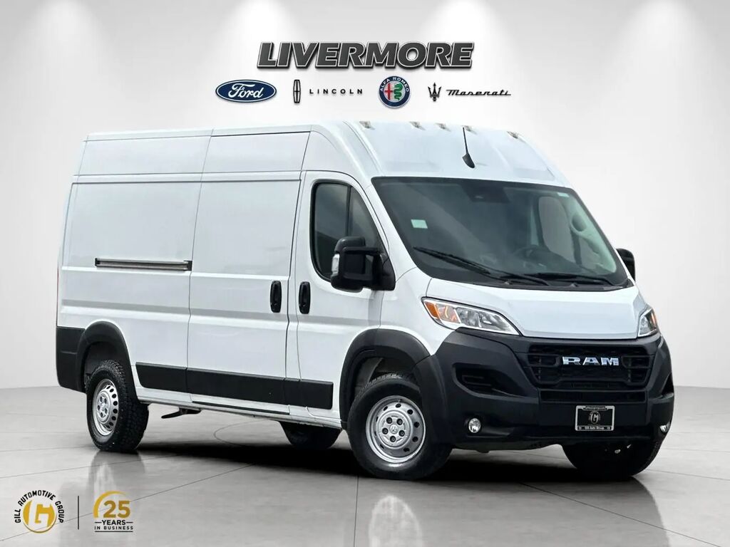 2025 Ram ProMaster Tradesman 2500 — photo 1 of 40