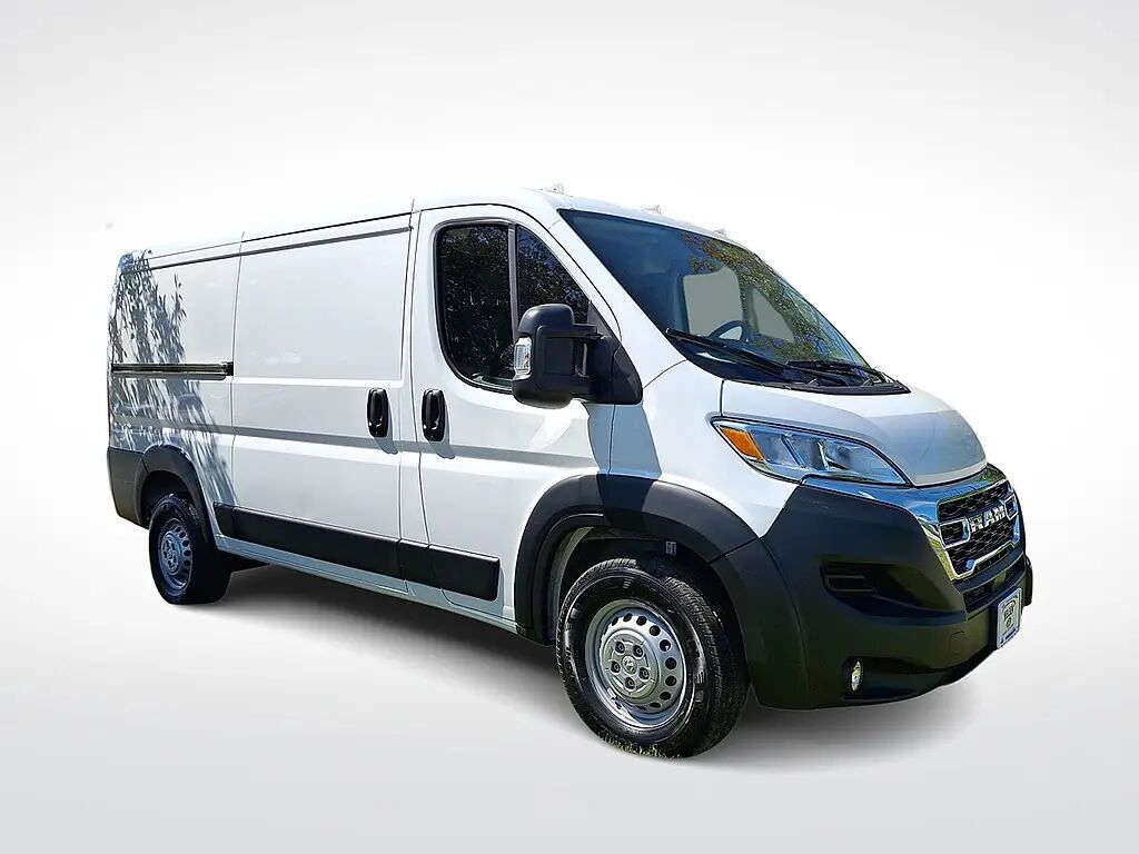 2025 Ram ProMaster SLT+ 2500 — photo 1 of 13