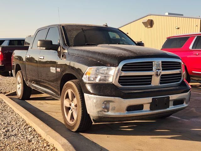 2016 Ram 1500 SLT — photo 1 of 6