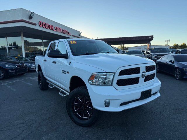 2016 Ram 1500 Express Fleet 4x4 4dr Crew Cab 5.5 ft. SB Pickup — photo 1 of 1