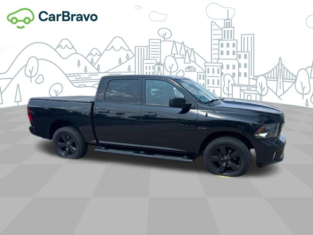 2018 Ram 1500 Express Crew Cab 4x4 5'7" Box — photo 1 of 6