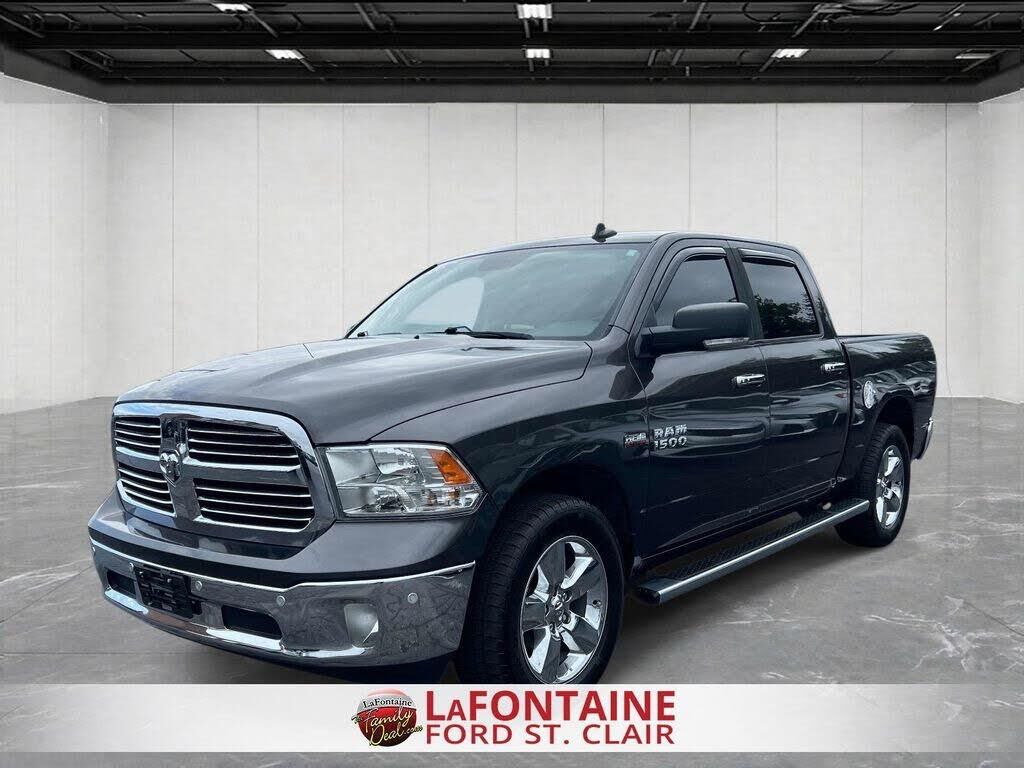 2016 Ram 1500 SLT — photo 1 of 1
