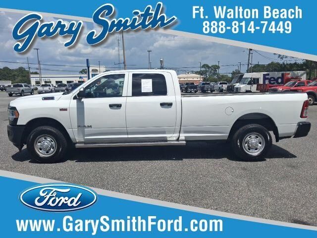 2022 Ram 2500 Tradesman — photo 1 of 13