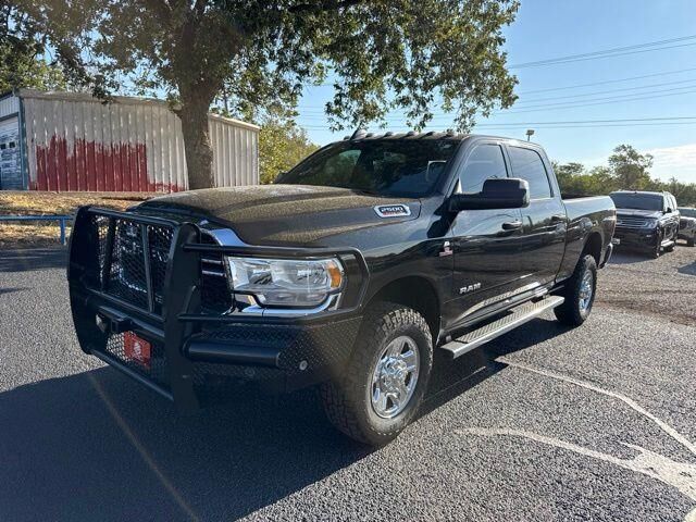 2022 Ram 2500 Tradesman — photo 1 of 20