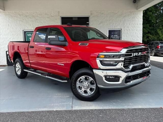 2026 Ram 2500 Big Horn — photo 1 of 13