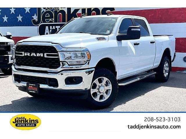 2024 Ram 2500 Big Horn — photo 1 of 12