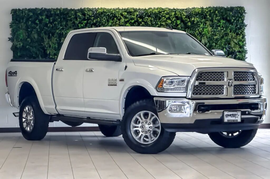 2018 Ram 2500 Laramie — photo 1 of 13
