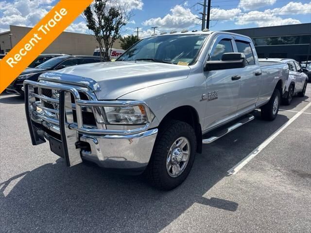 2018 Ram 2500 Tradesman — photo 1 of 4