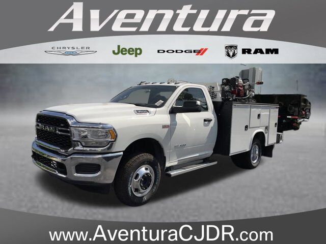 2022 Ram 3500 Chassis Cab Tradesman — photo 1 of 13