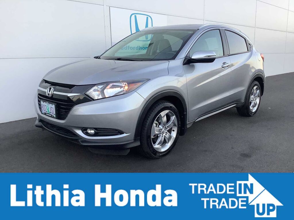 2017 Honda HR-V AWD EX-L Navi — photo 1 of 7