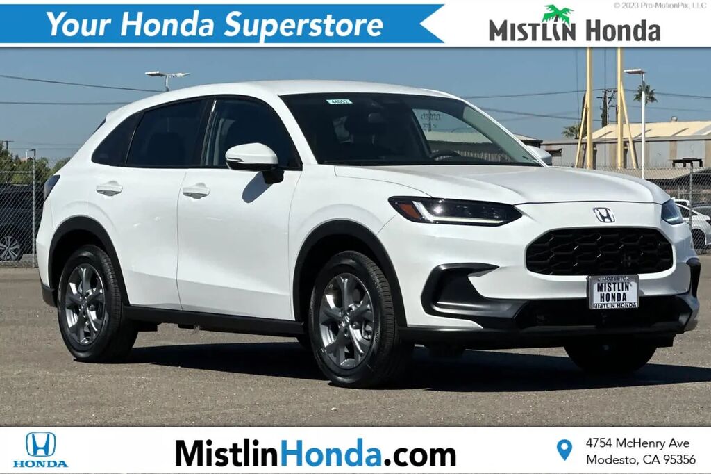 2026 Honda HR-V LX — photo 1 of 13