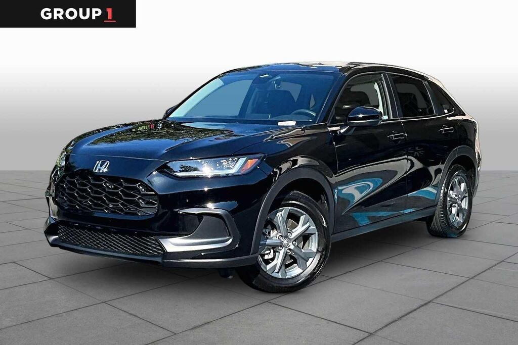 2026 Honda HR-V LX — photo 1 of 13