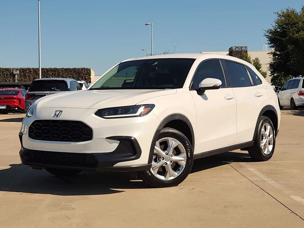 2024 Honda HR-V LX — photo 1 of 1