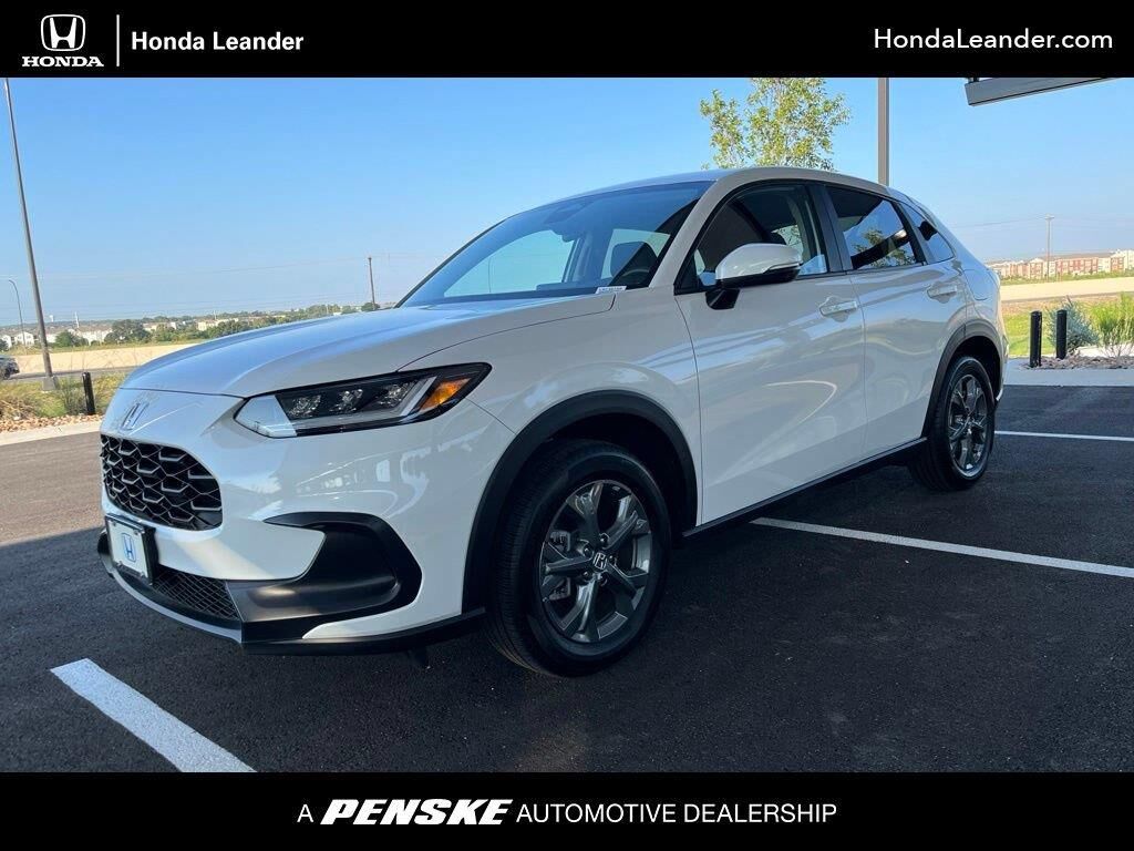 2026 Honda HR-V LX — photo 1 of 13